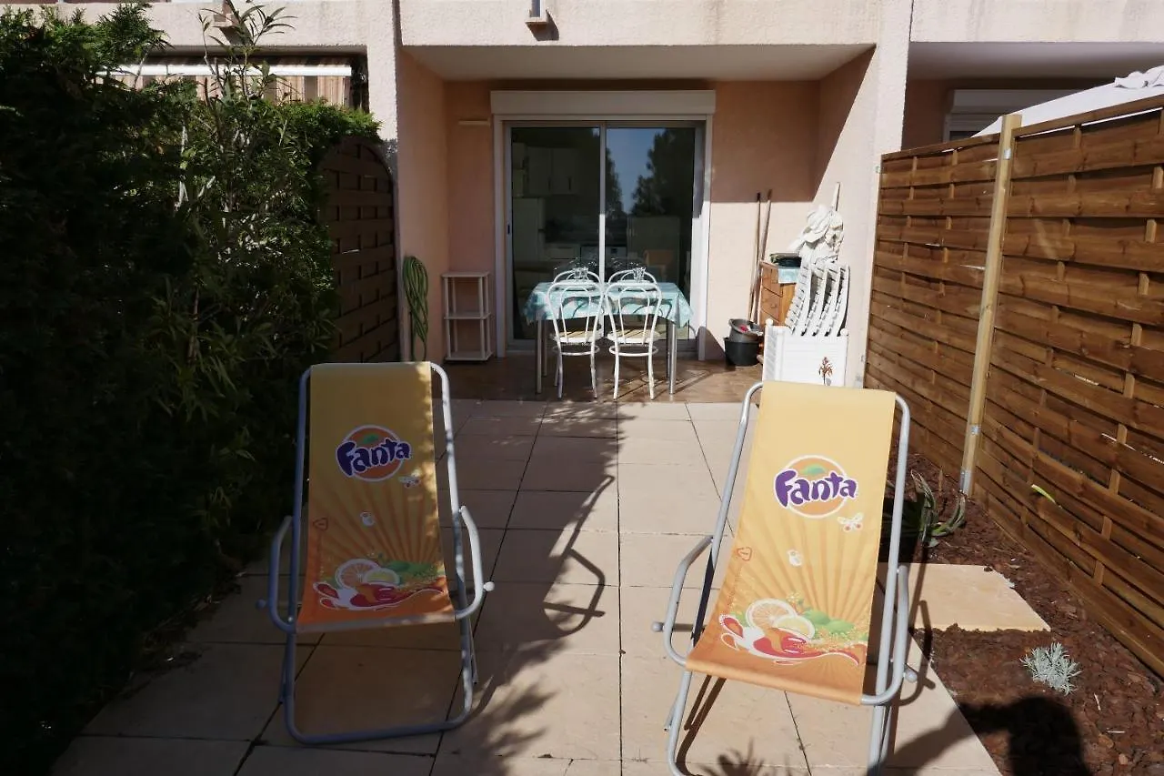 Apartamento Bel Appartement Acces Direct Mer; L'Almanarre, Hyères