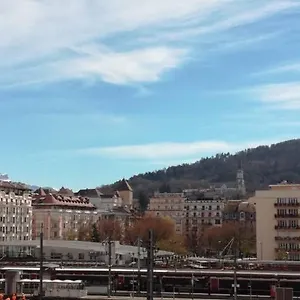 -- Le Sanctuaire, à 50 Mètres De La Gare -- Séjour chez l'habitant Annecy